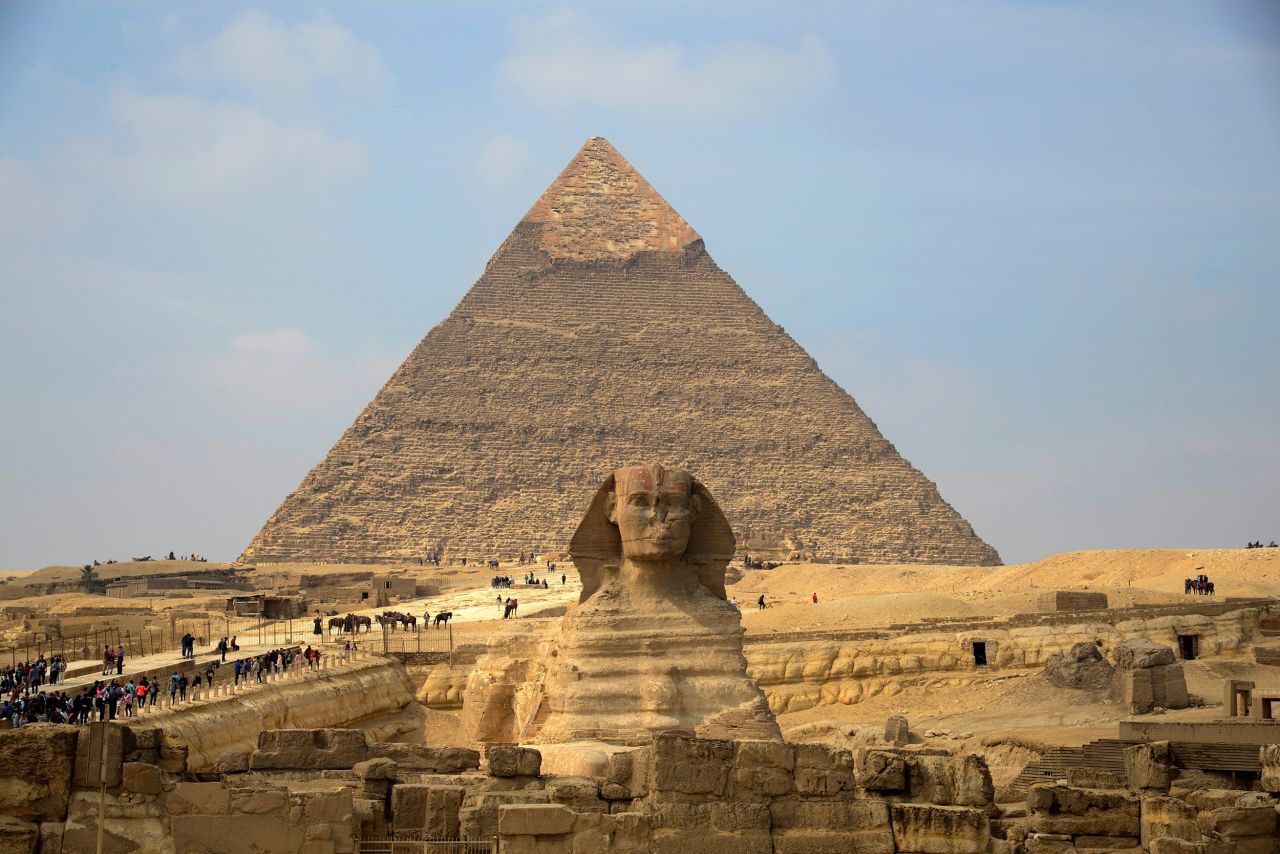 <strong>Pyramid of Khafre: </strong>A head-on view of the Sphinx in front of the Pyramid of Khafre at Giza.