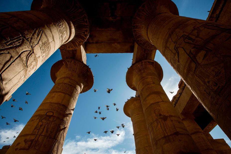 <strong>Ramesseum: </strong>Birds scatter from the impressive Ramesseum Temple in Luxor.
