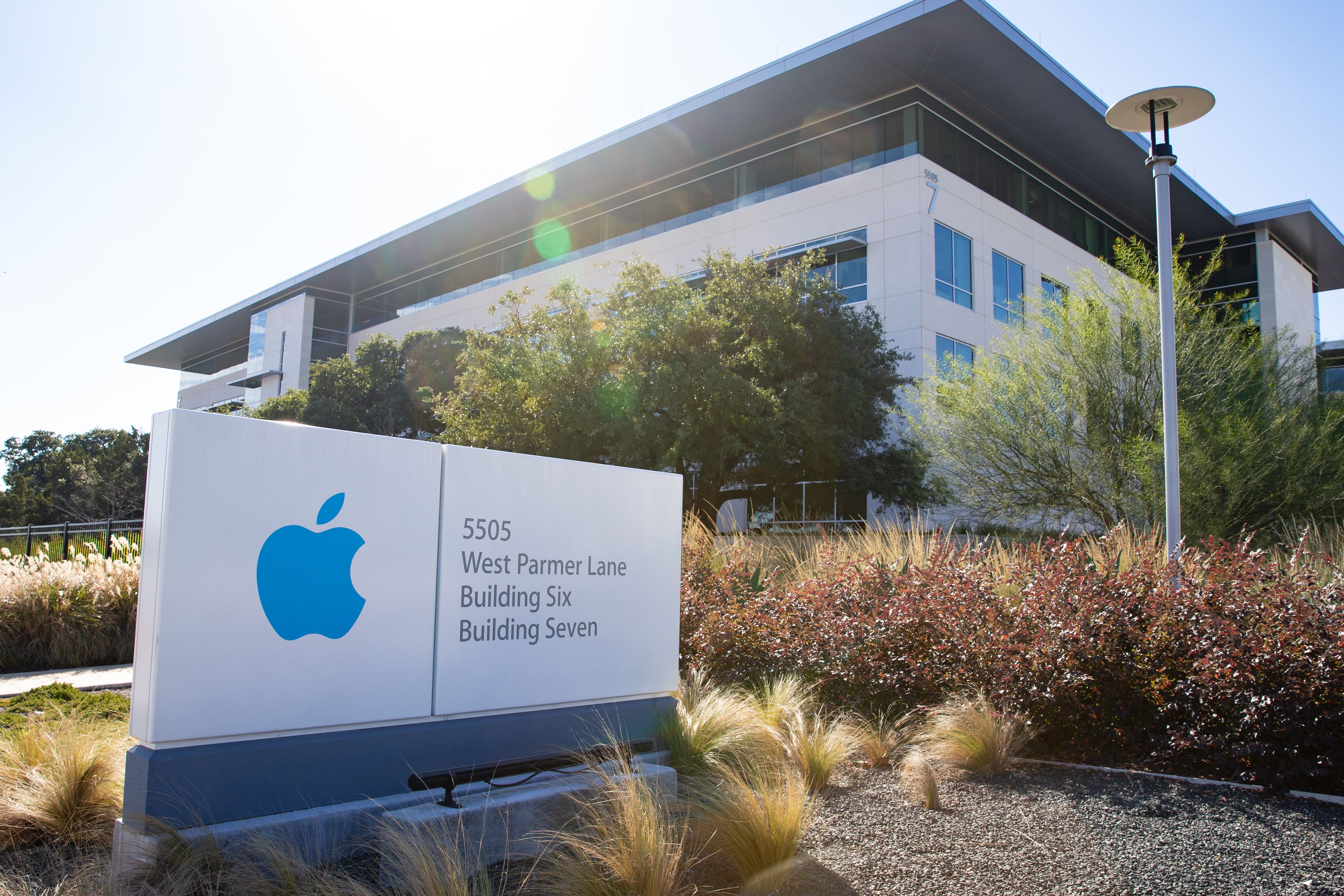 Apple to invest $1 billion for Austin, Texas expansion plan