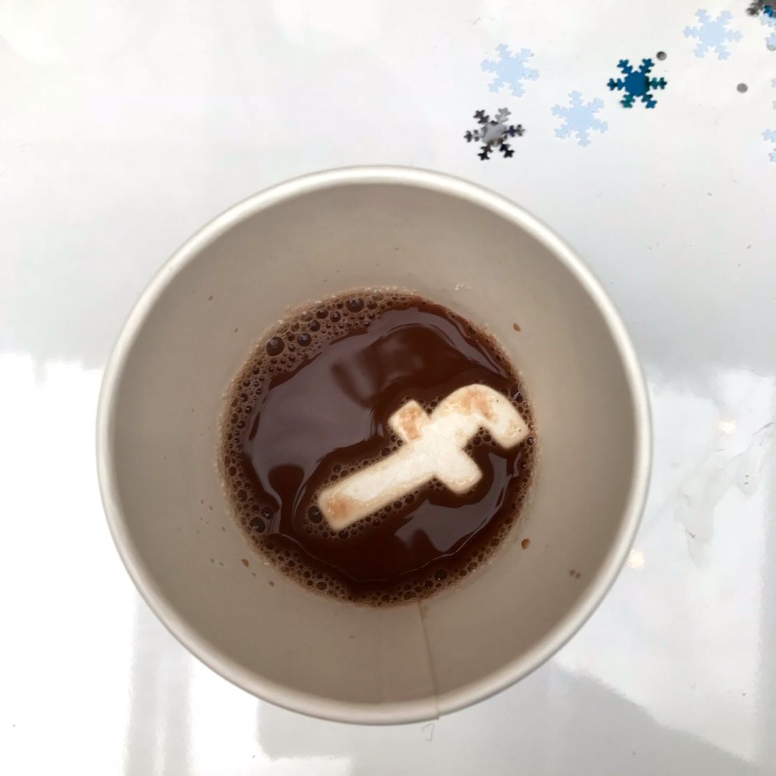 The hot chocolate topped with marshmallows in the shape of the "F" in Facebook's logo that the pop-up event served was available for only one day.