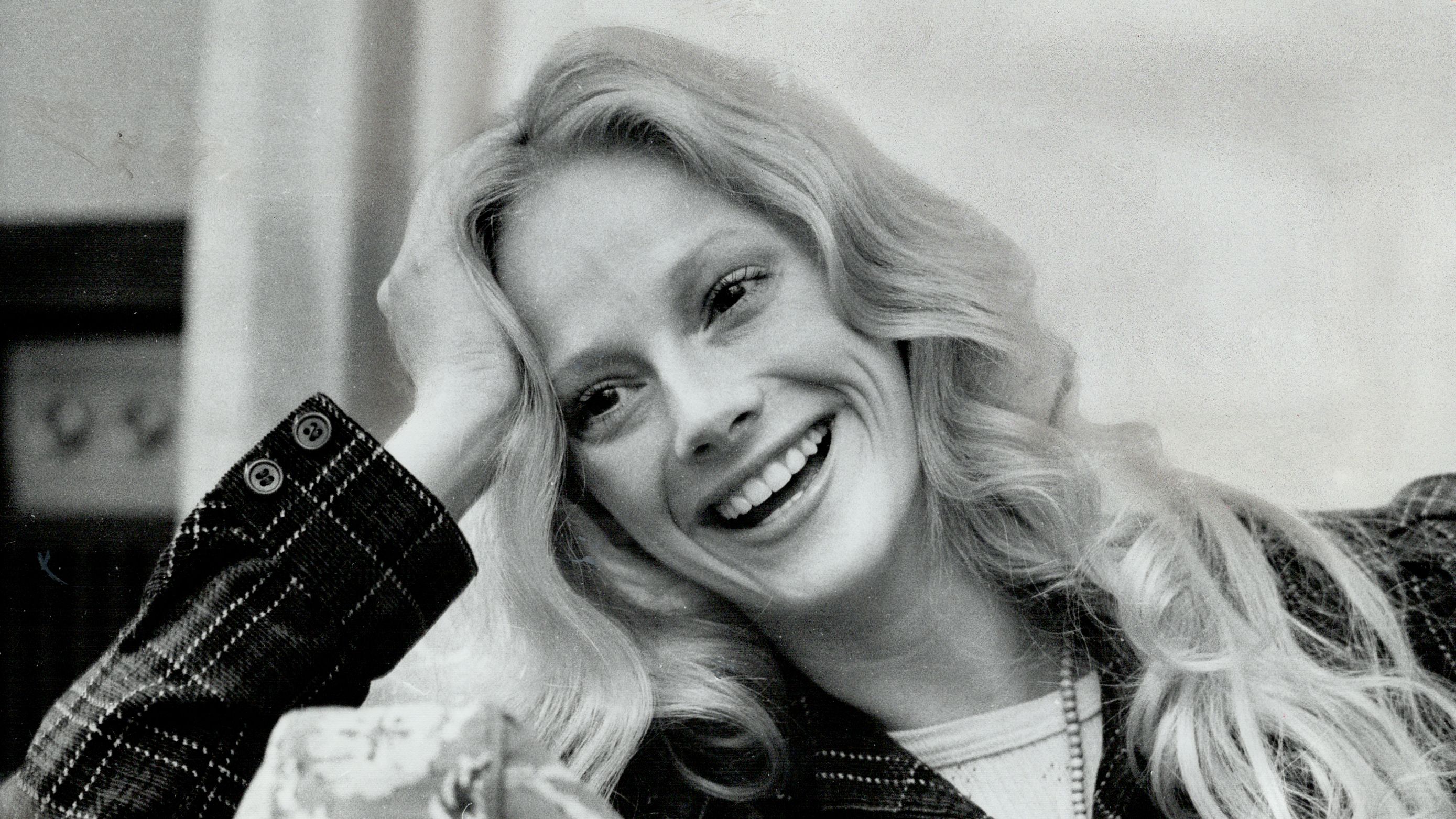 Sondra Locke is seen in a 1972 photo during a promotional trip to Toronto