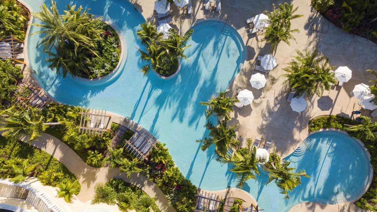 Rosewood Baha Mar has private beach access as well as luxurious lagoon-style pools.