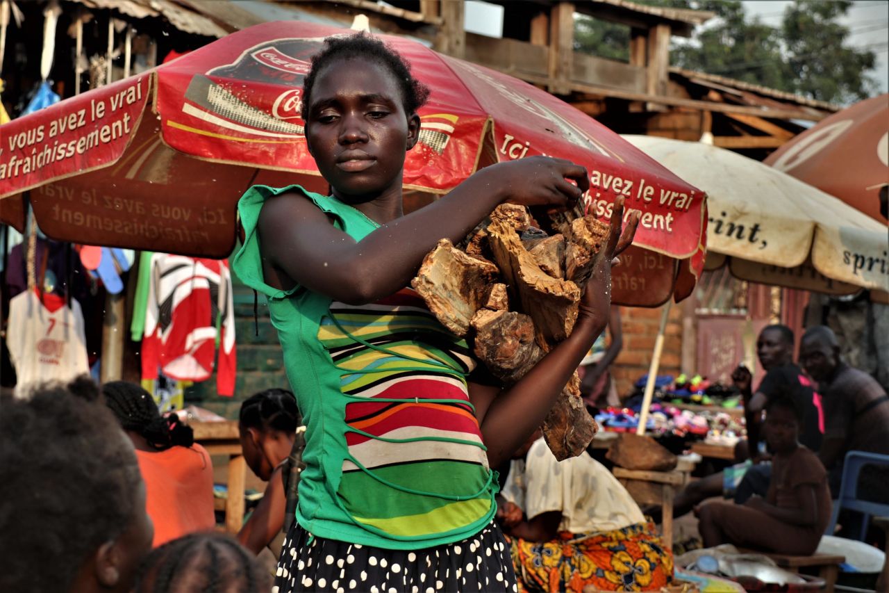<a href="https://www.instagram.com/leyuwera1/" target="_blank" target="_blank">Ley Uwera</a> is a photographer born in Goma in the Democratic Republic of Congo and based in East Africa. She explores issues and developments in the DRC as the country evolves and grows and changes.