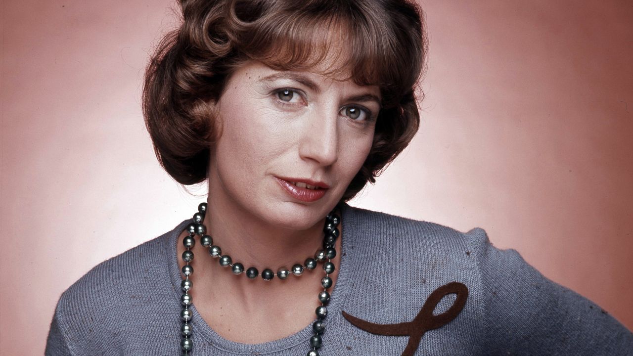 Penny Marshall poses for "Laverne & Shirley" publicity shots in December 1975.