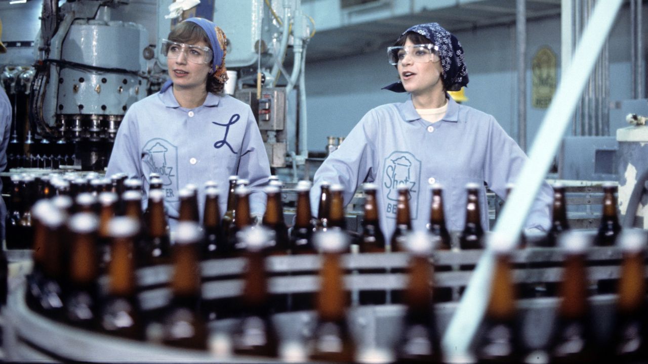 Marshall, left, played Laverne DeFazio on the hit show "Laverne & Shirley." Shirley was played by Cindy Williams, right. The show, a spinoff from "Happy Days," featured two characters who worked at a beer brewery in Milwaukee.