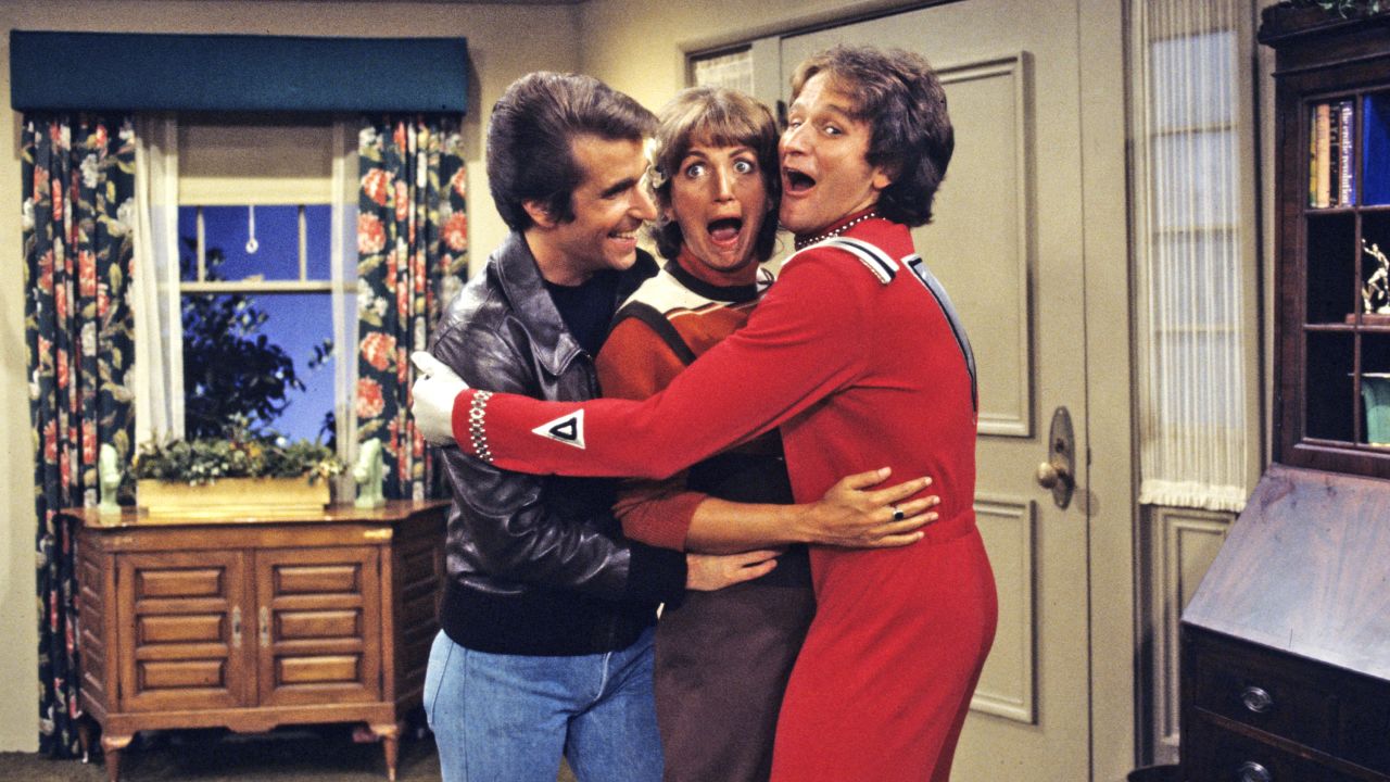 Marshall, as Laverne, appears on an episode of "Mork & Mindy" in 1978. Henry Winkler, left, was in his iconic role as the Fonz from "Happy Days." At right is Robin Williams as Mork.