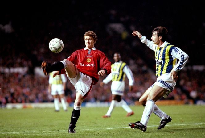Ole Gunnar Solskjaer (L) joined Manchester United from Norwegian side Molde in 1996. At the time he was relatively unknown outside of Norway.