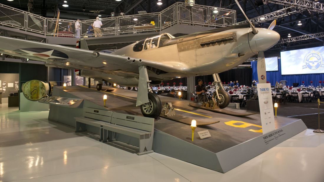 <strong>EAA Museum, OshKosh, Wisconsin: </strong>The EAA Museum is around 200 aircraft and more than 20,000 aviation artifacts in a collection of hangars on the grounds of the EAA (Experimental Aircraft Association) and Wittman Regional Airport in central Wisconsin.