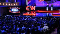 democratic debate cnn 2016 clinton bernie 