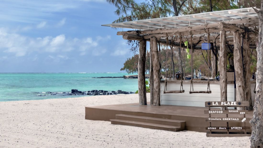<strong>Beach Grill:</strong> Overlooking the turquoise waters of the Indian Ocean, the new Beach Grill at the Four Seasons Resort Mauritius at Anahita requires guests to take a short speedboat transfer from the main resort.