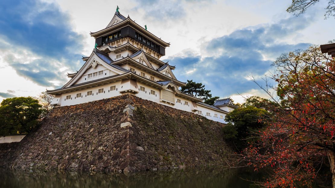 Kokura Castle in Kitakyushu is just one of many places to explore off the beaten path in Fukuoka.