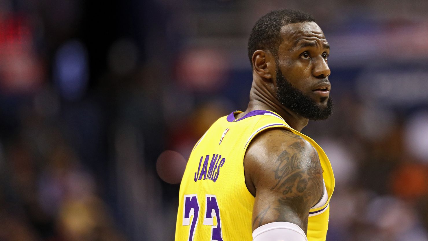 LeBron James apologized for a recent Instagram post after the Lakers lost to the Grizzlies.