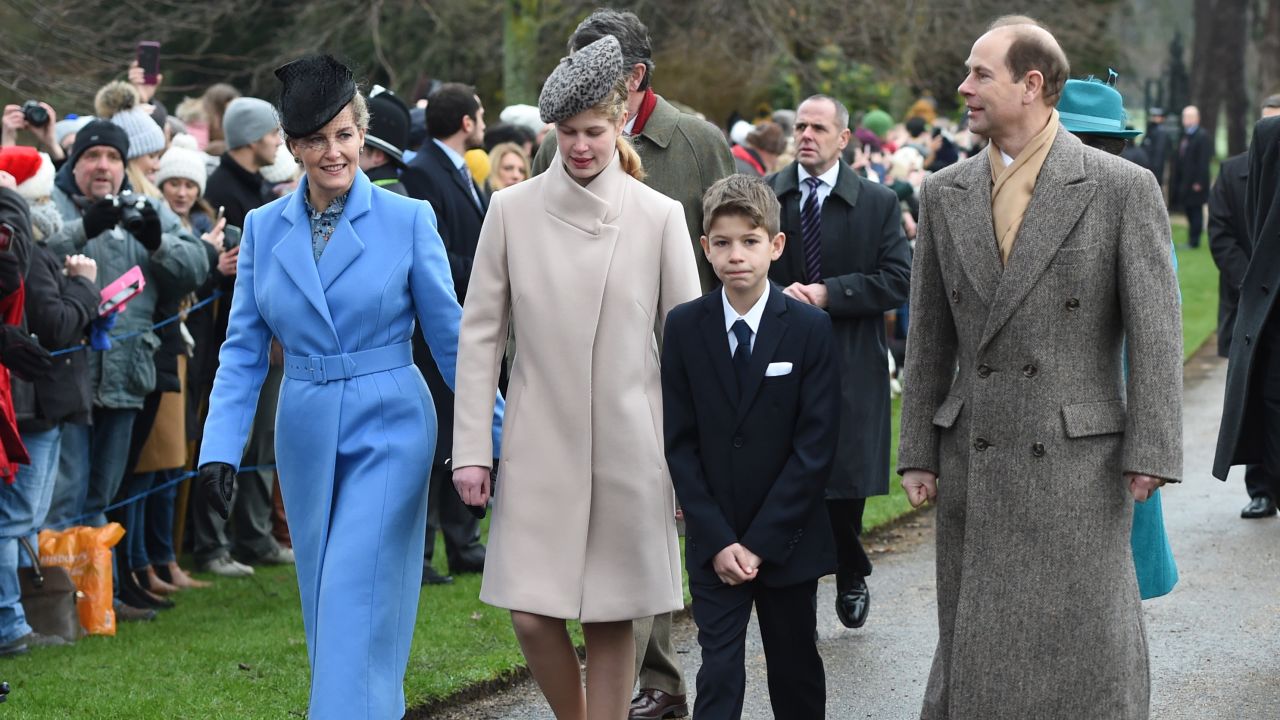 British royals attend Christmas Mass | CNN