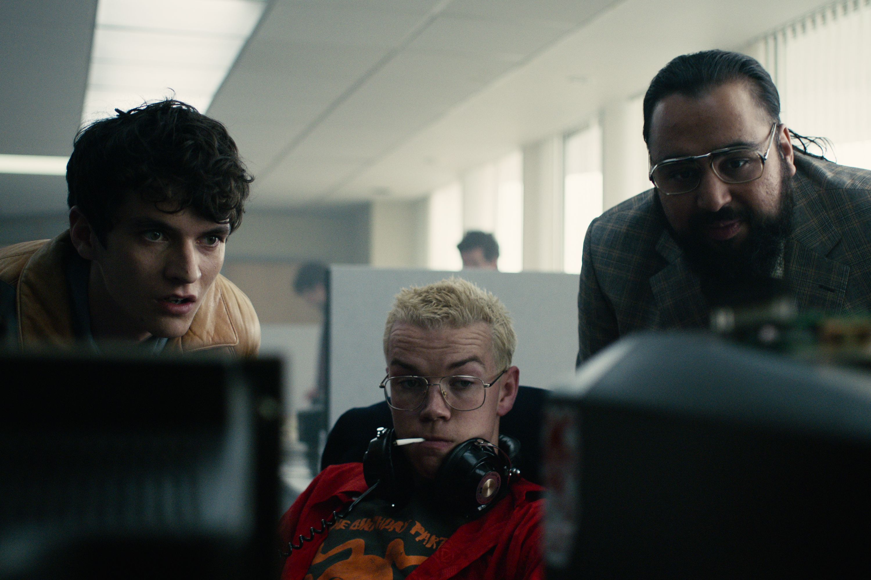 Black Mirror: Bandersnatch' review: Netflix plays gimmicky game with  interactive episode | CNN