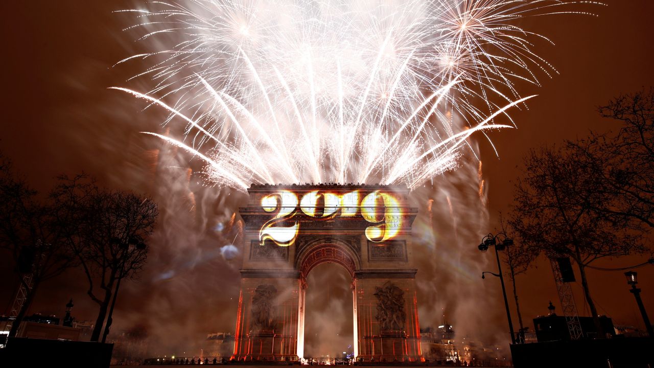 Fireworks explode during the New Year's celebrations at the Arc de Triomphe in Paris, France, January 1, 2019. 