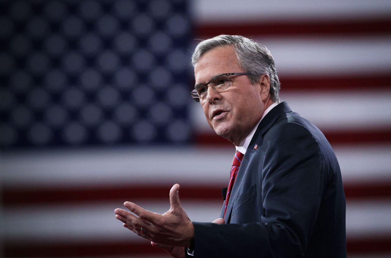 Former Florida governor Jeb Bush speaks at the 42nd annual Conservative Political Action Conference (CPAC) February 27, 2015 in National Harbor, Maryland.