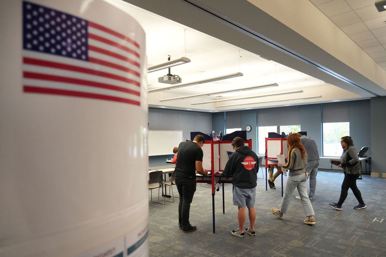 Voters cast their ballots earlier in the day at the Utah County Justice and Health center on November 8 in Provo, Utah. 