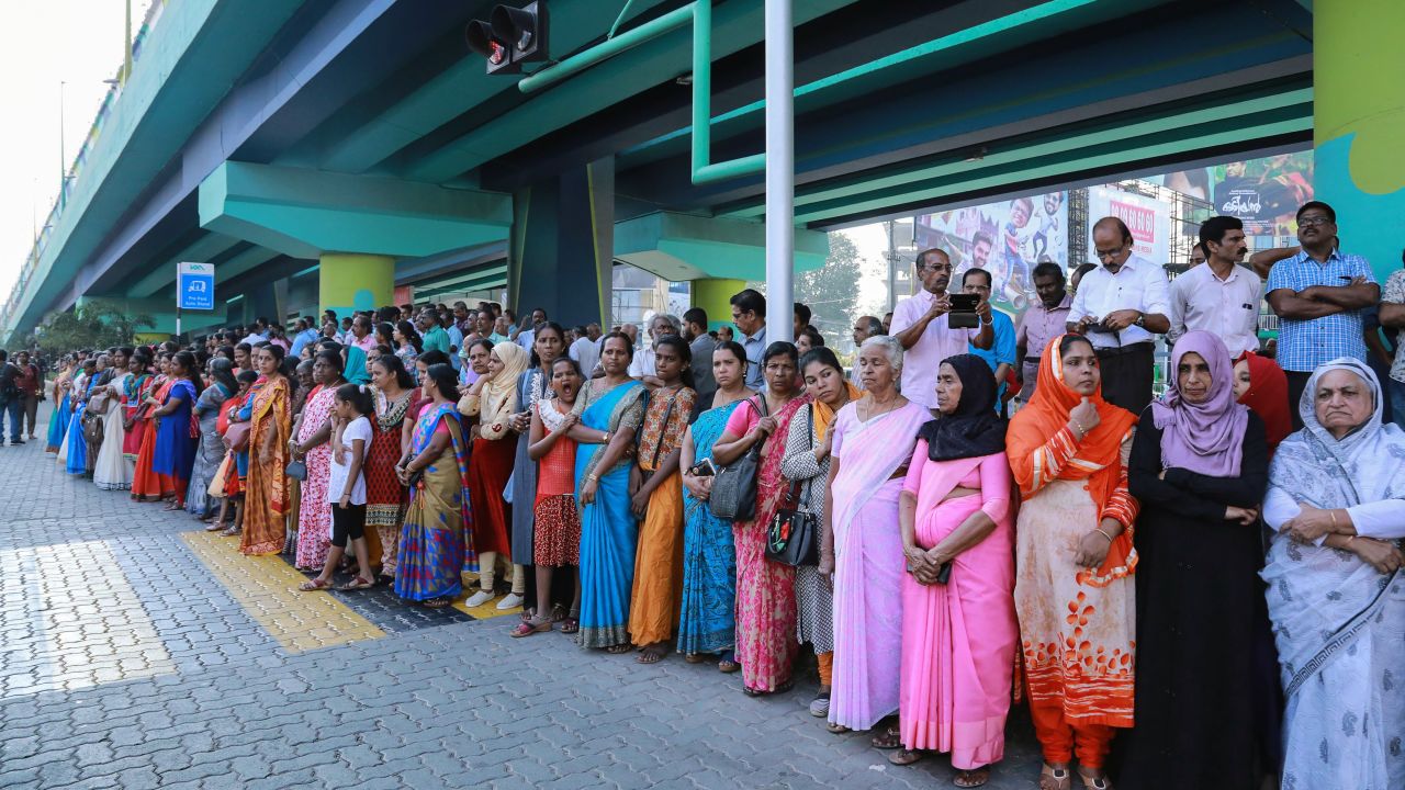 Indian women form a "women's wall" protest in Kochi in southern Kerala state on January 1, 2019.