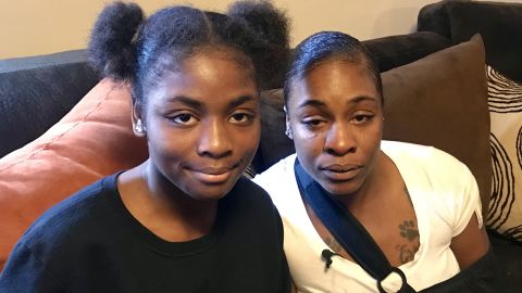 Alexis Dilbert, Jazmine's sister, left, and LaPorsha Washington, her mother.