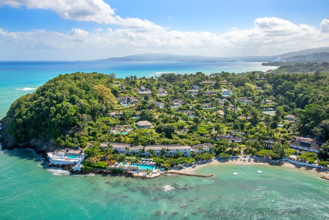 John F. and Jackie Kennedy stayed at this Jamaica resort in Villa 25.