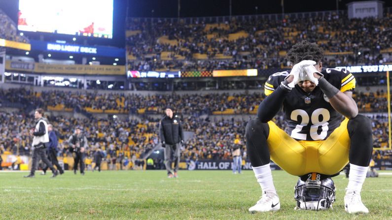 Pittsburgh cornerback Mike Hilton hangs his head after his team's season came to an end on Sunday, December 30. The Steelers won their final game but still missed the playoffs.