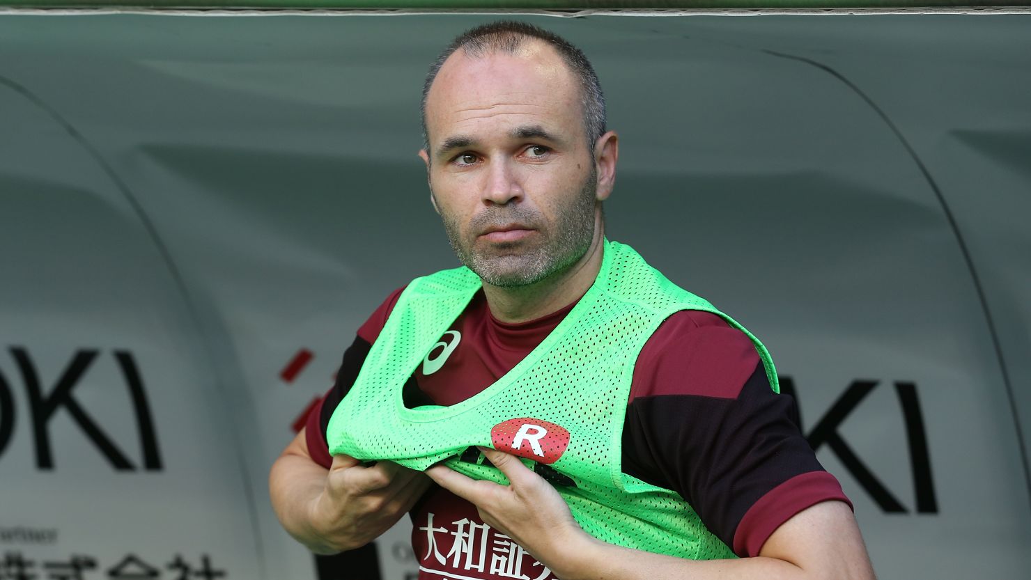 Iniesta played 674 matches for Barcelona.