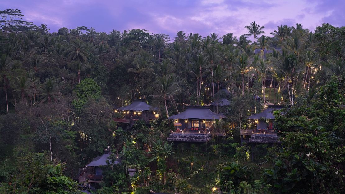 Capella Ubud sits perfecty hidden in the jungle. 