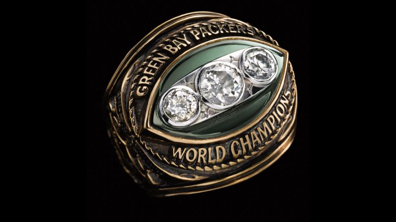 Chicago Cubs can buy back World Series rings for $1 - Chicago Business  Journal
