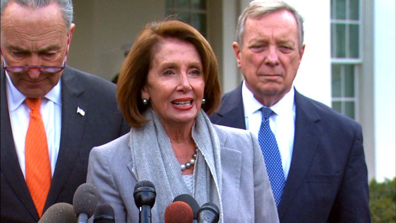 Nancy Pelosi just pulled a major power move on Donald Trump's State of ...