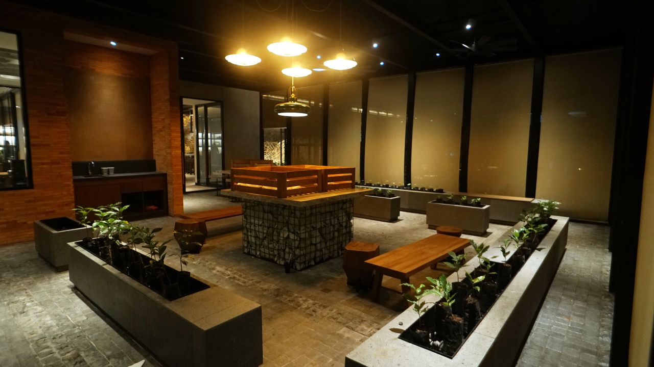 The nursery, where customers can plant seeds.