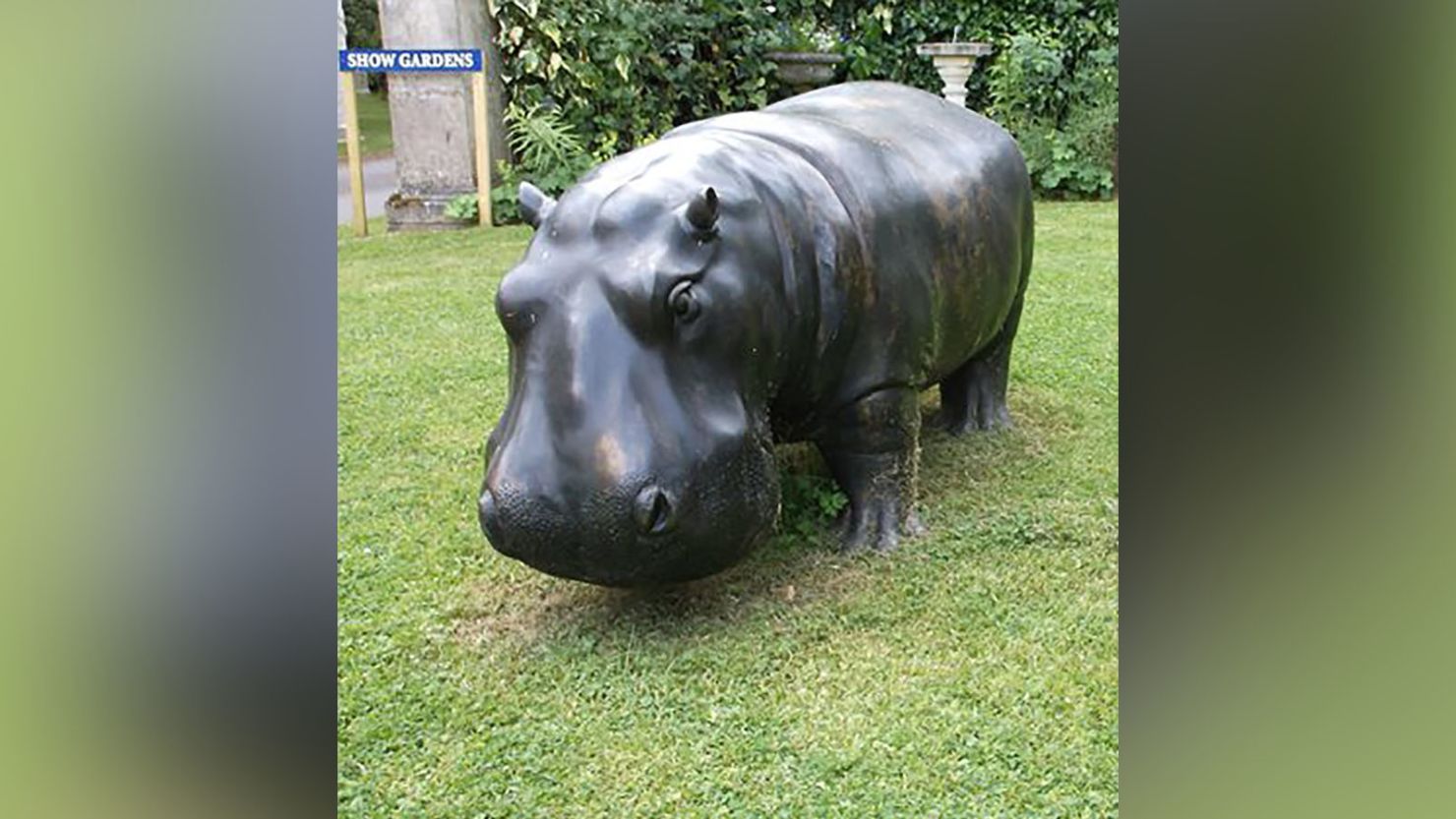 This giant bronze hippo was reported stolen from Chilstone Garden Ornaments in Tunbridge Wells, United Kingdom. 