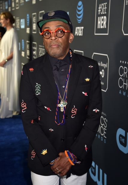 Best Director nominee Spike Lee kept things casual by pairing a quirky blazer with a baseball cap. 
