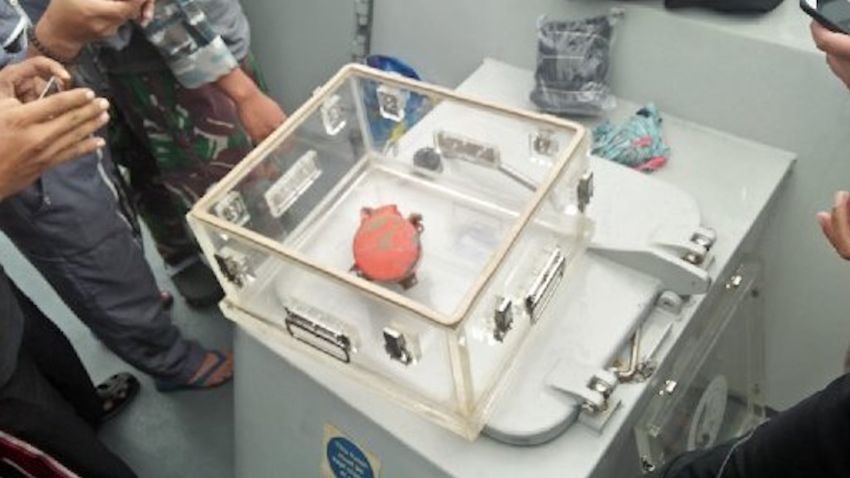 The Indonesian Navy has released the first images of the crashed Lion Air's cockpit vioce recorder, which was discovered on January 14, 2019. An Indonesian ship found the CVR Monday morning local. The ship had 55 crew members, 9 officers from the transportation agency, 18 divers, and 6 scientists onboard in a join operation between KNKT (transportation agency) and Indonesian Navy.