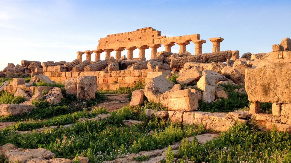 The countryside around Sambuca is dotted with ancient ruins.