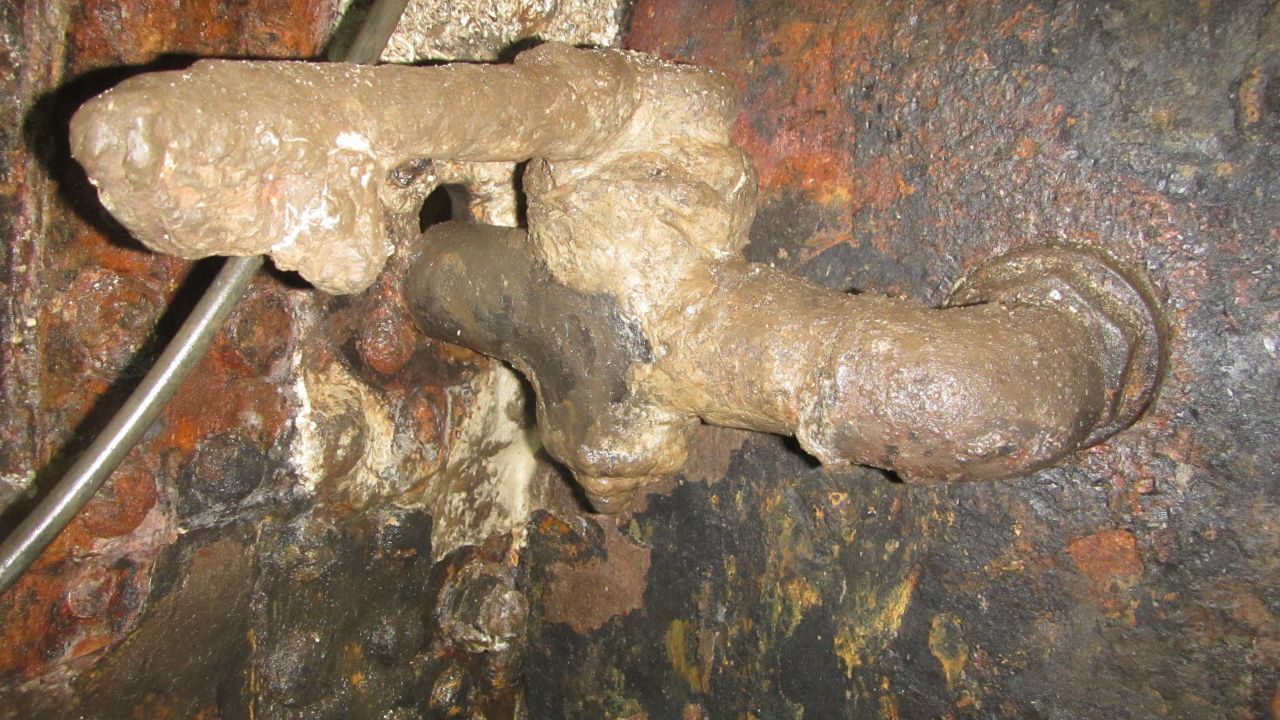 A pipe running from the Hunley's ballast tank to the outside hull broke around the time the submarine sank in 1864.