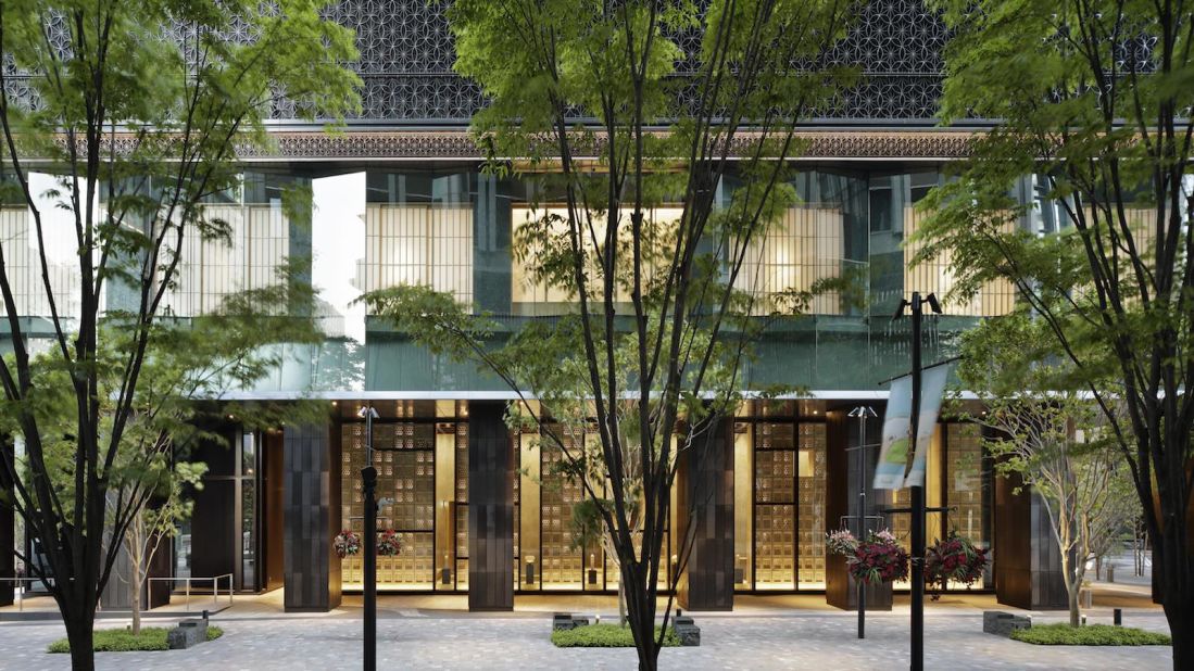 <strong>Over a century of experience: </strong>Hoshinoya Tokyo's successful attempt to create a sanctuary of calm in one of the world's most populated cities shouldn't come as a surprise. Hoshino Resorts has been in the hospitality game for over a century. 