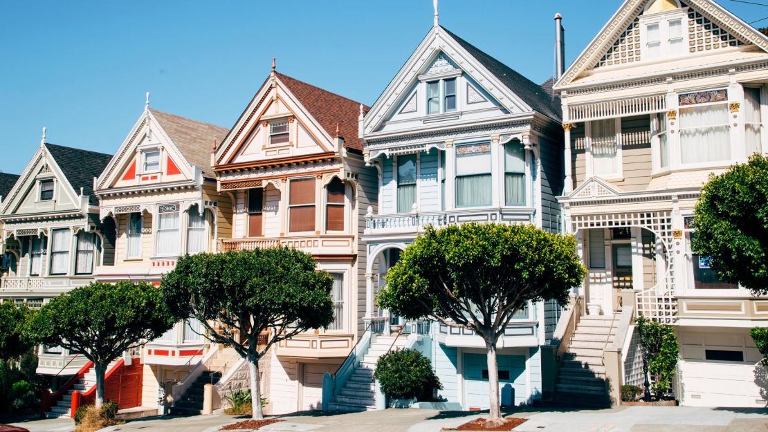 Colorful Victorian houses are what many have come to associate with San Francisco architecture.
