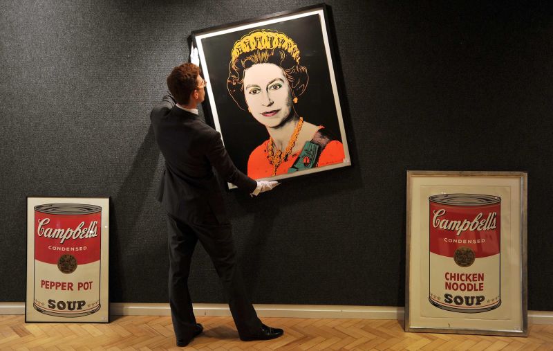 How artists portrayed Queen Elizabeth II through her reign image
