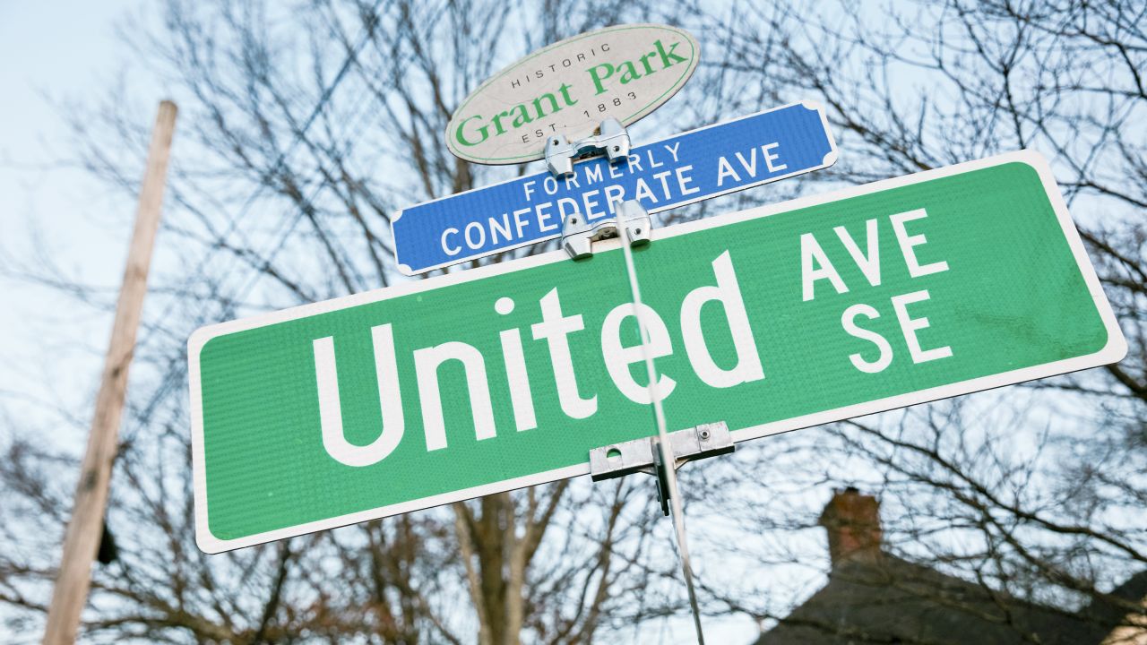 A small blue marker indicates the former name of United Avenue in Atlanta's Grant Park neighborhood.