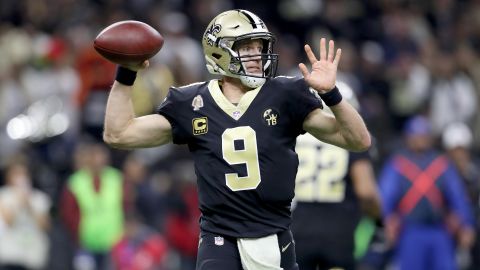 Drew Brees throws a pass against the Los Angeles Rams in the NFC Championship game.