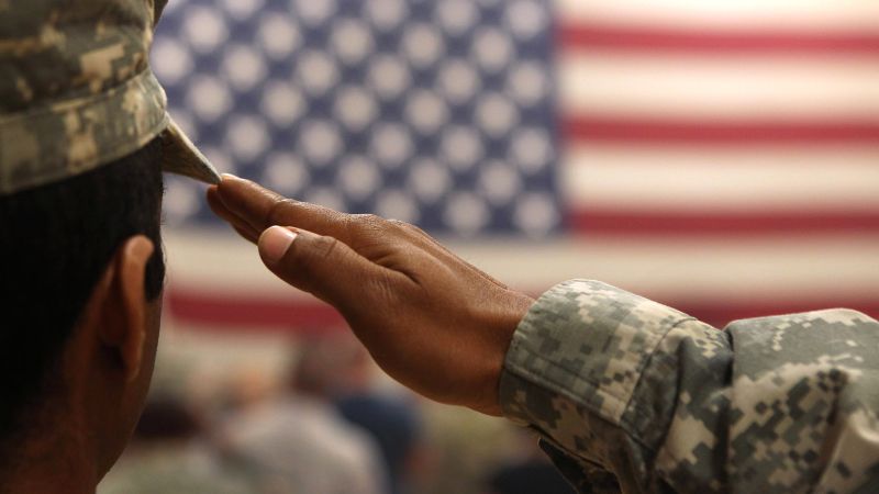 Photo of 900 US-Soldaten wurden angesichts zunehmender Spannungen in den Nahen Osten entsandt oder entsandt