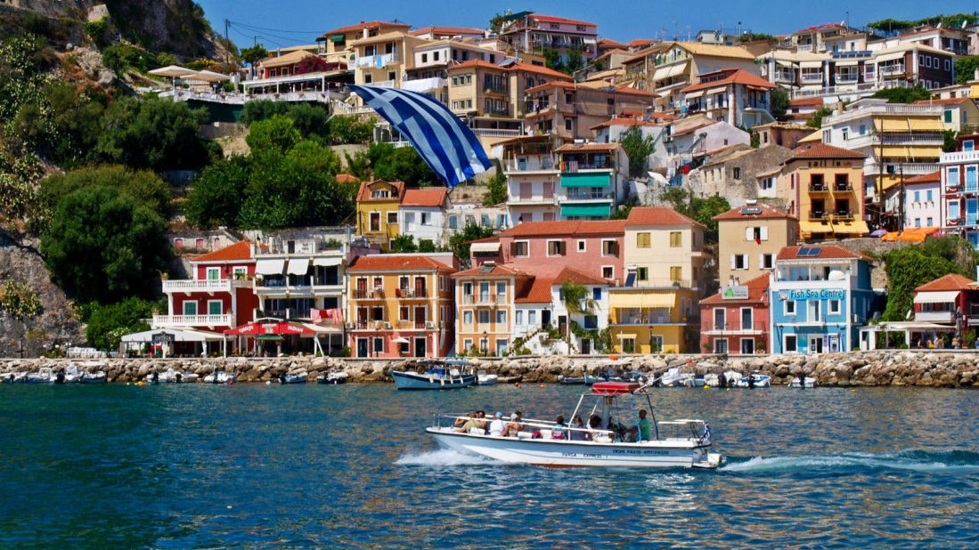 <strong>Bustling town:</strong> Parga overlooks the mesmerizing Ionian Sea and boasts a waterfront buzzing with life. Kryoneri beach is right in front of the town, while numerous restaurants, cafes and bars line the promenade and the road up to the castle.