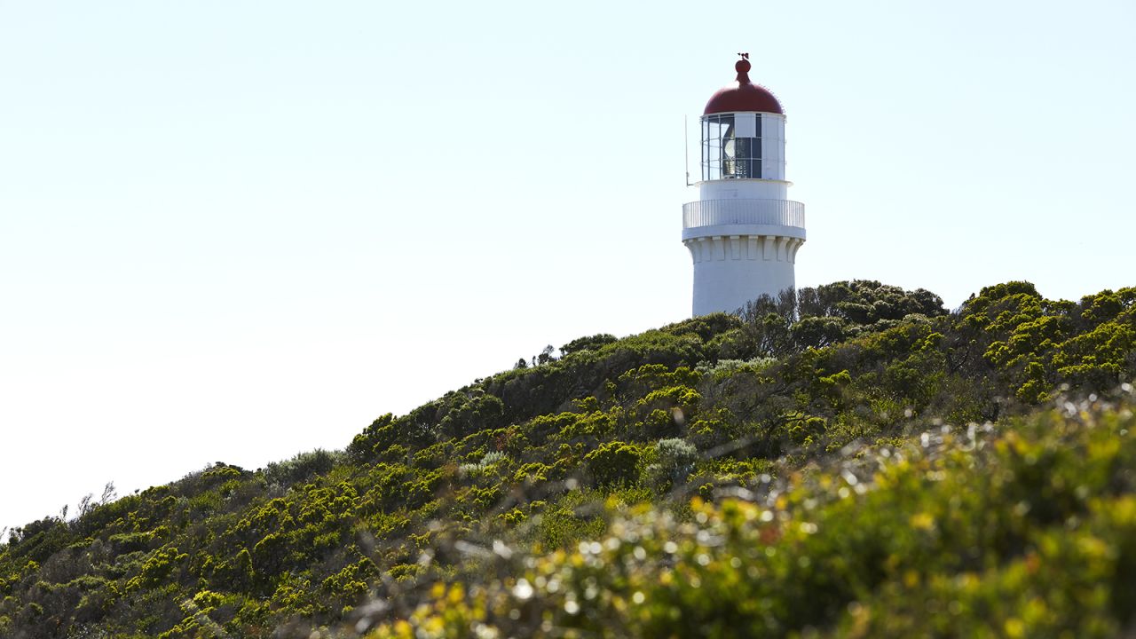 Just an hour's drive away from Melbourne, Mornington Peninsula is a popular getaway for Melbournians.