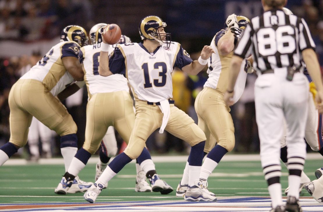 Rams quarterback Kurt Warner, who won Super Bowl XXXIV in 2000 against the Titans, was back in his second championship game.