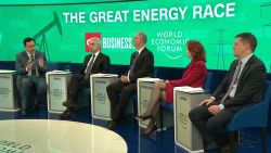 CNN's John Defterios hosts "The Great Energy Race" panel at 2019 Davos.