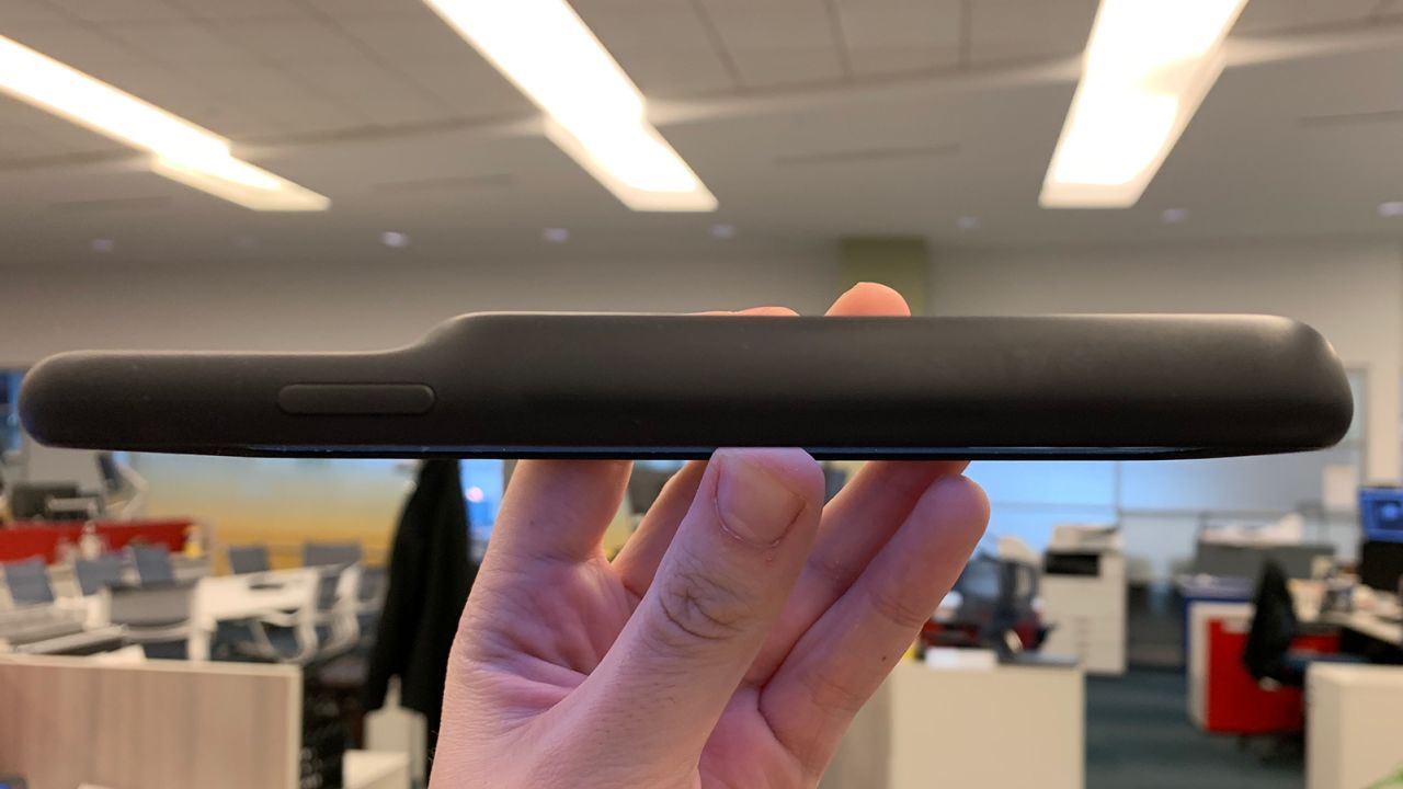 Apple Smart Battery Case Review: iPhone XS/Max & XR design