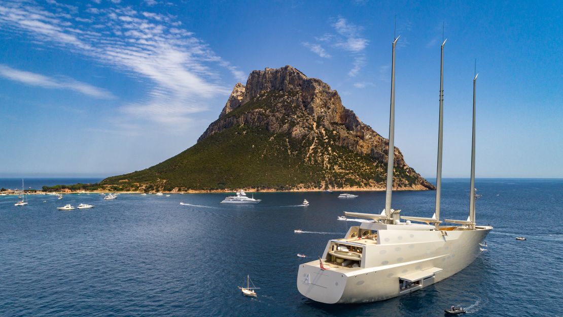 Sailing Yacht A has three 100-meter-long masts made of carbon fiber.
