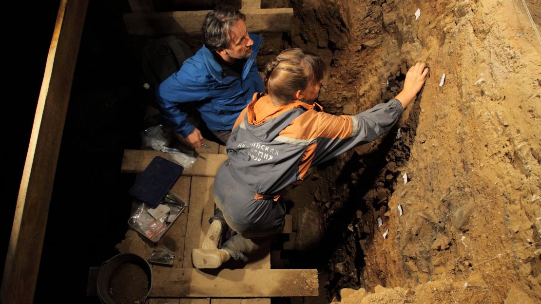 Natalia Belousova and Tom Higham took samples from the Main Chamber of Denisova Cave.