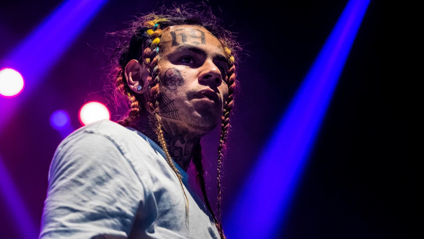 Rapper Tekashi 6ix9ine Pleads Guilty To Federal Charges Cnn