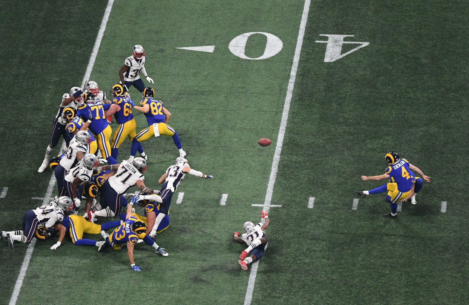 Rams kicker Greg Zuerlein connects on a 53-yard field goal to tie the game at 3-3 in the third quarter.